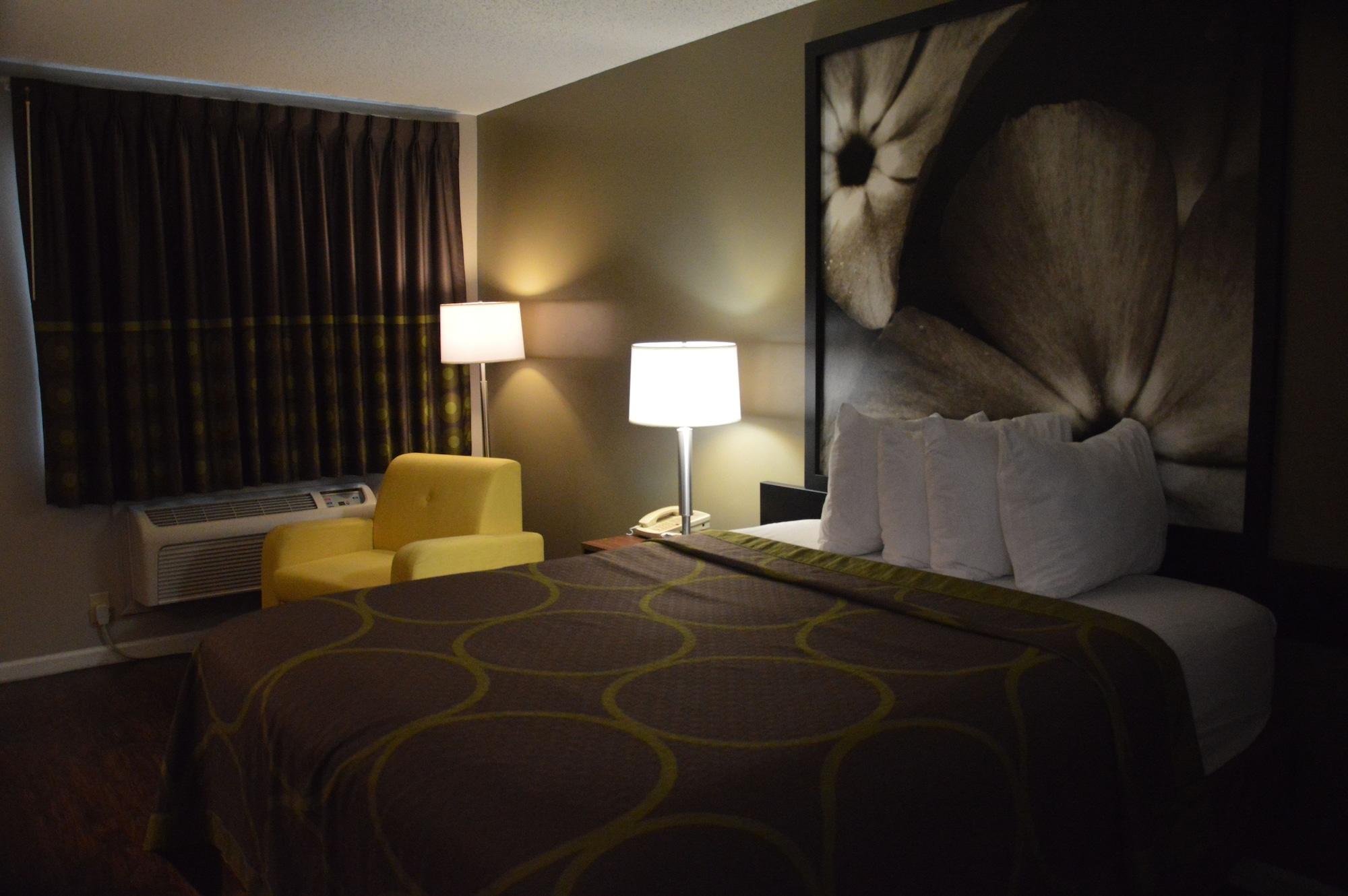 Hotel Super 8 By Wyndham Madison Extérieur photo